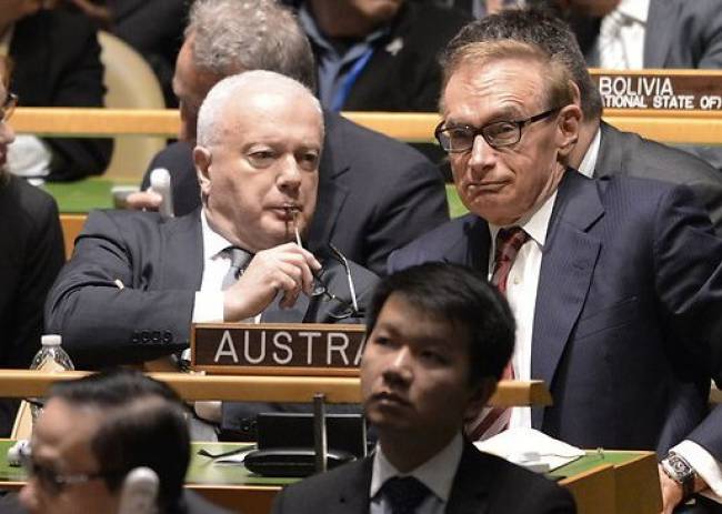 Πρέσβης Αυστραλίας: «Xρειάζεται αποκλιμάκωση της έντασης στην Κριμαία»